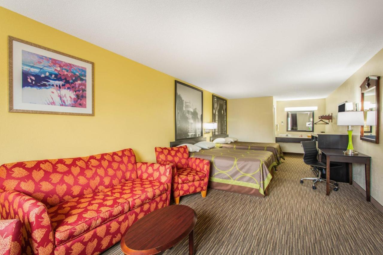 Super 8 By Wyndham Florence Exterior foto
